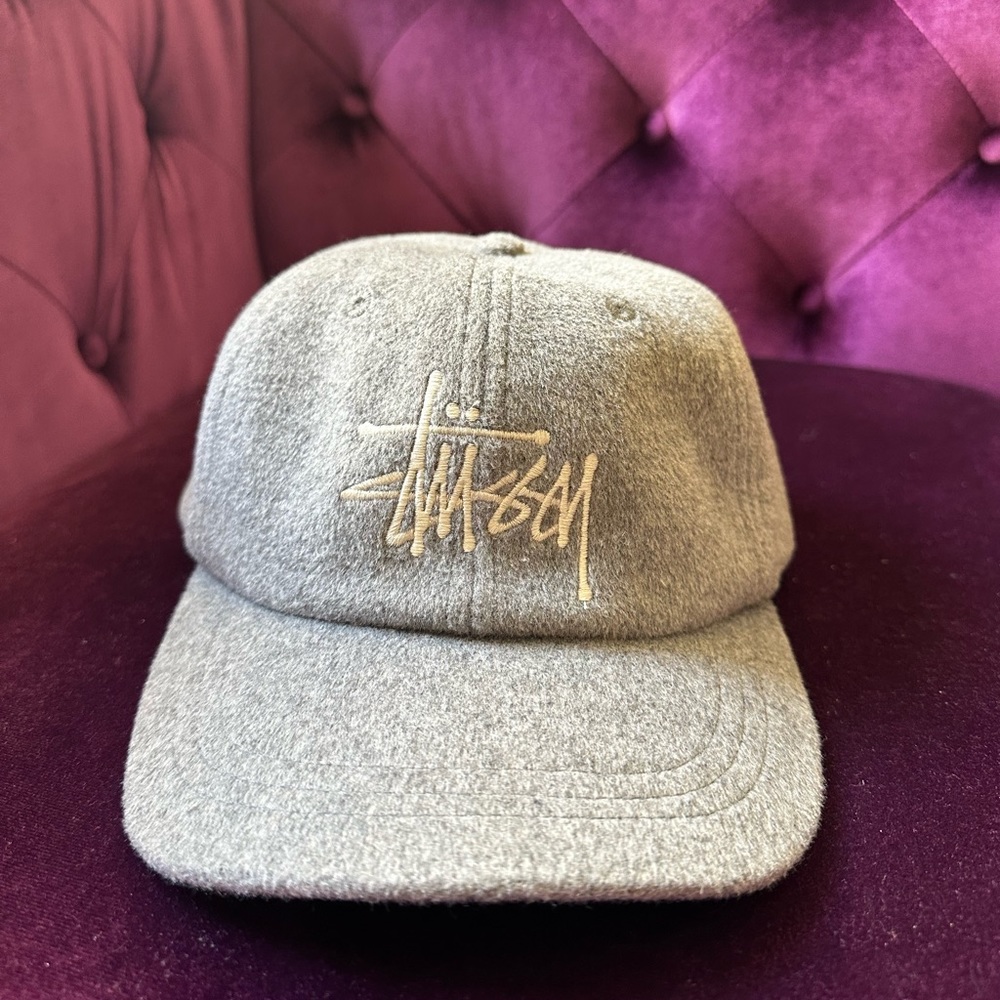 Gray Stussy hat New, Never worn.